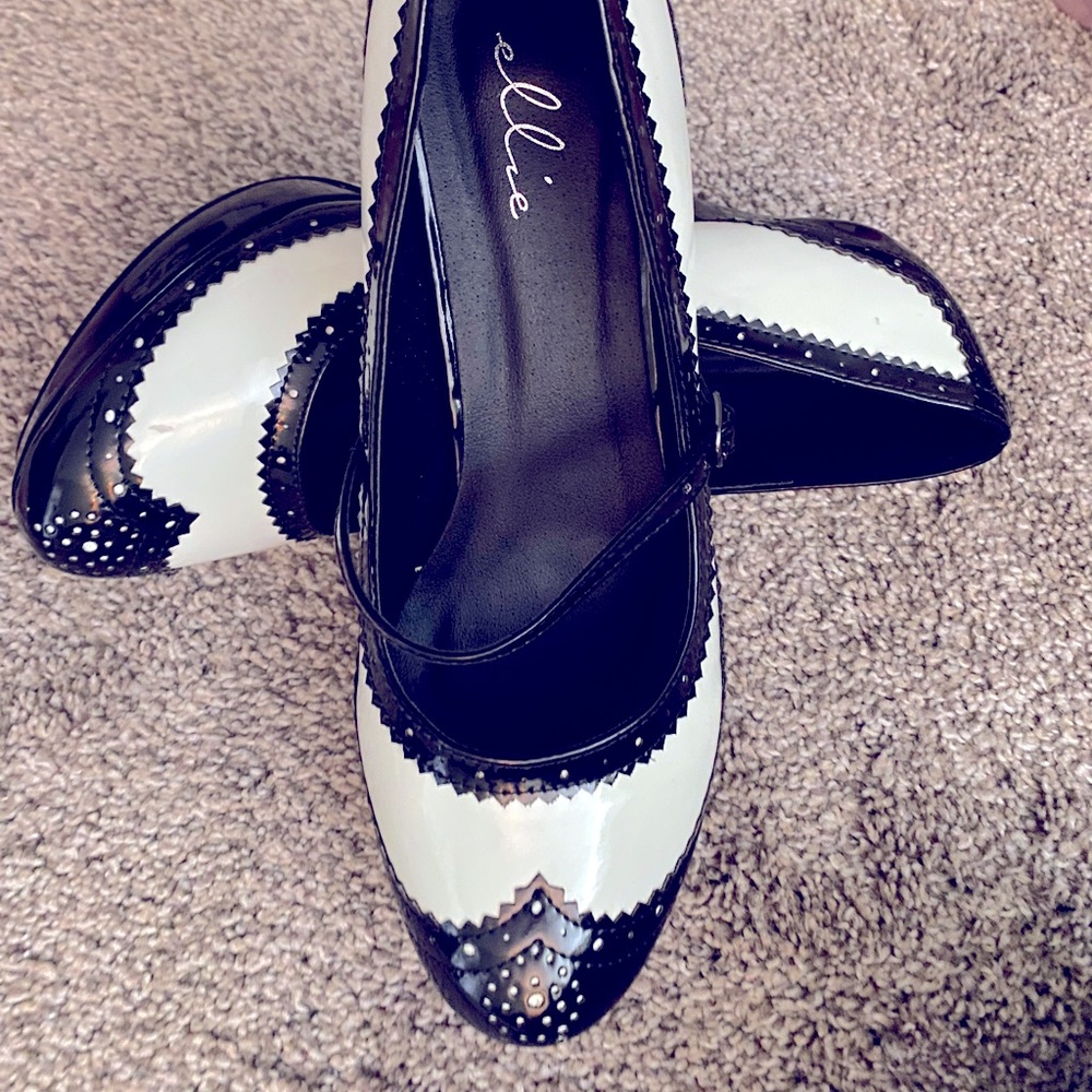 Black and Whites super comfy
